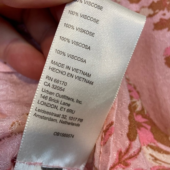 NWT FREE PEOPLE Hilary Printed Top in “Pink Combo” Bohemian Floral Feminine - Picture 10 of 11